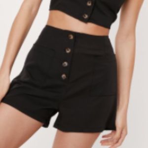 Nasty Gal Black Button Down Crop pocket Shorts size M